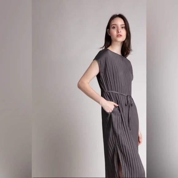 Grade & Gather Pleated Tie Dress - Picture 6 of 13